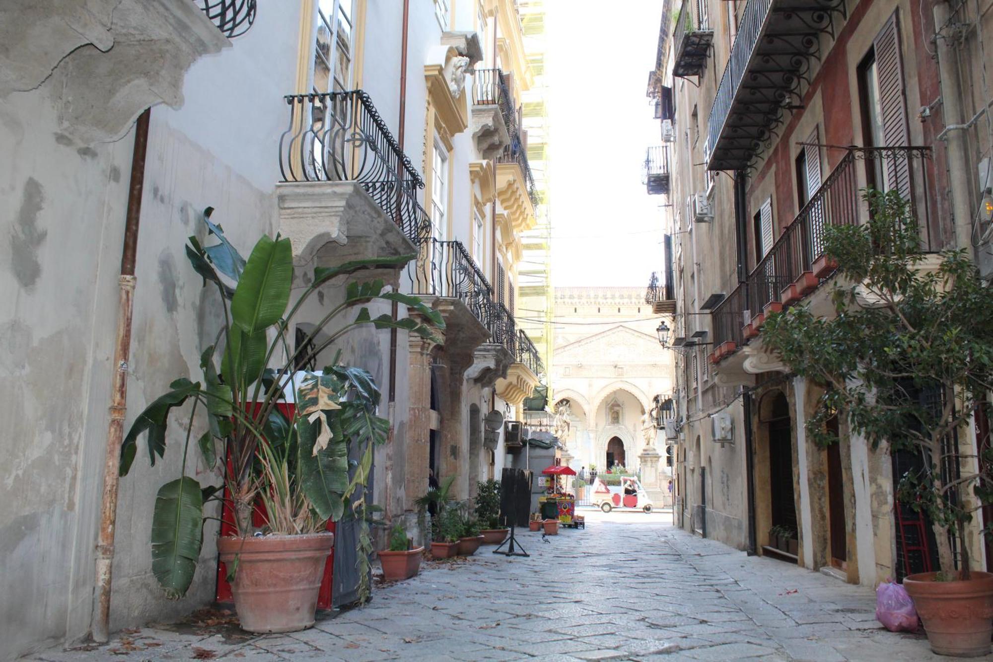 La Siciliana-Di Fronte La Cattedrale Villa Palermo Exterior photo